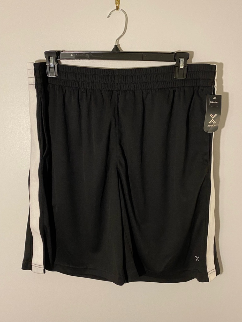 Xersion NWT Men’s Basketball Shorts XL Black 10” Inseam
